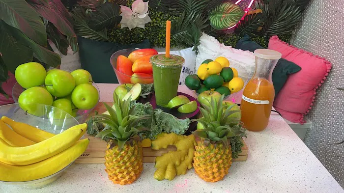 Sweet & Tings Lash Ice cream Juice Bar Picture 7