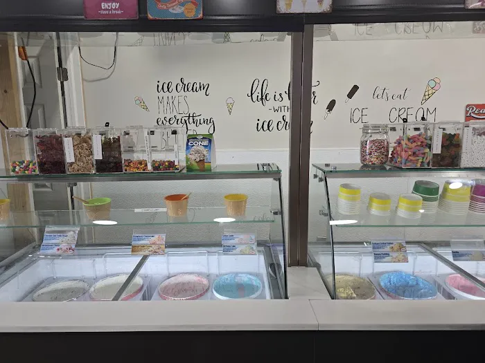 Sweet & Tings Lash Ice cream Juice Bar Picture 4