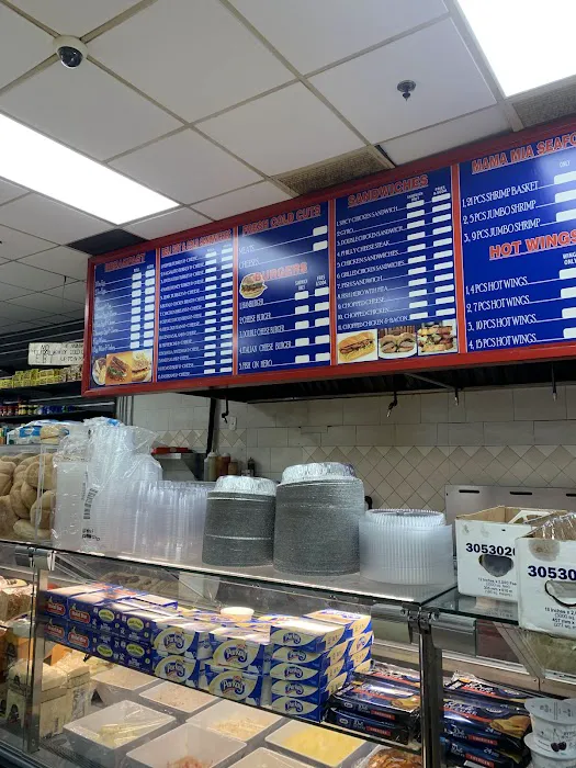 Big G Deli Picture 6