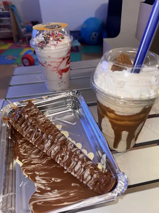 Chocolate House Bronx Jerome Picture 1