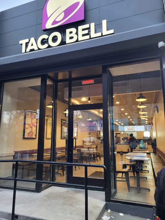 Taco Bell Picture 1