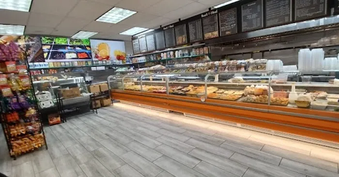 Anthony's Famous Deli Picture 3