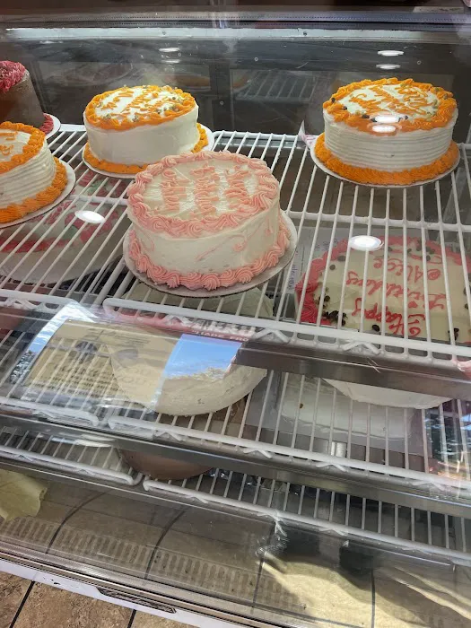 Lloyd's Carrot Cake Picture 4