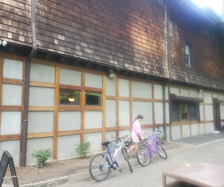 Lake House Café