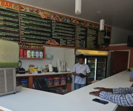 Reggae spot juice bar