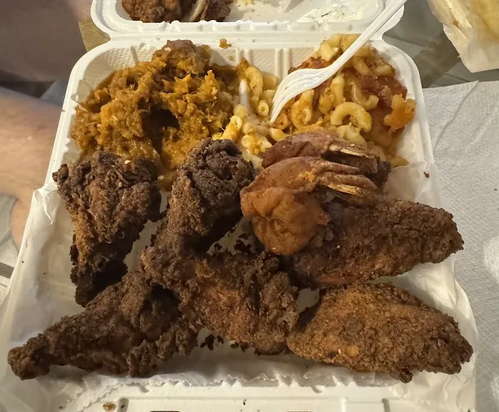 Sade’s southern cafe Picture 10