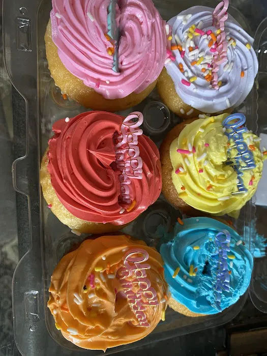 E & L Bakery Picture 5