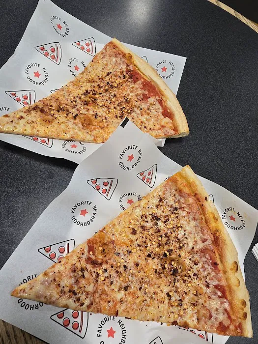 Gino's Pizzeria & Restaurant Picture 8