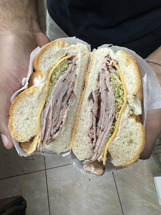 Top deli Picture 3