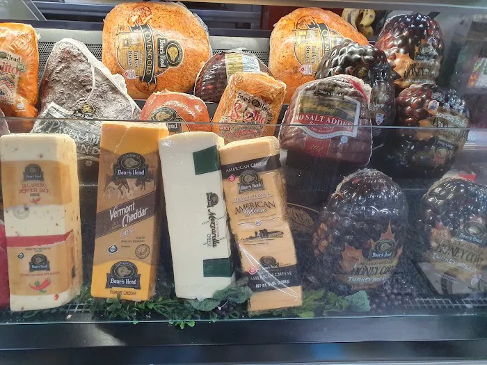 New World Deli Grocery Picture 1
