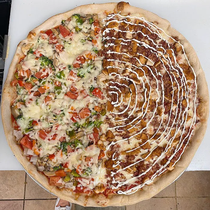 Luna Pizza & Italian Cuisine Picture 4