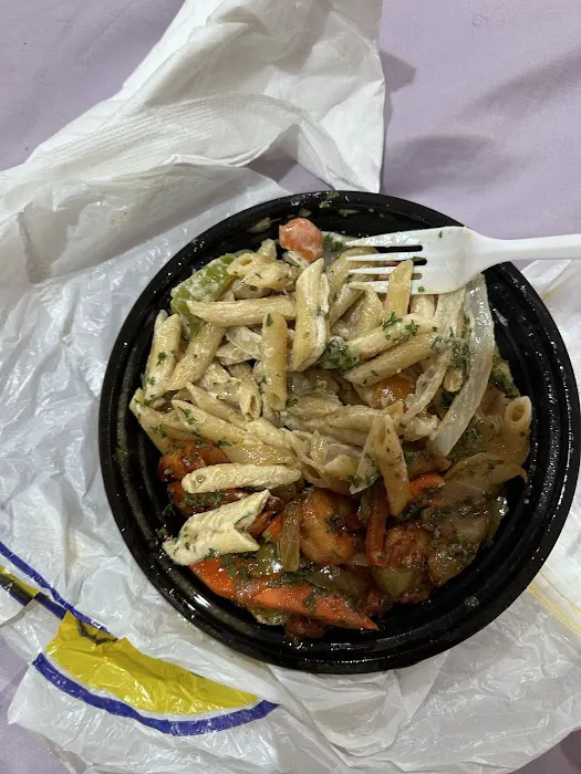 Peppa's Jerk Chicken Restaurant Picture 5