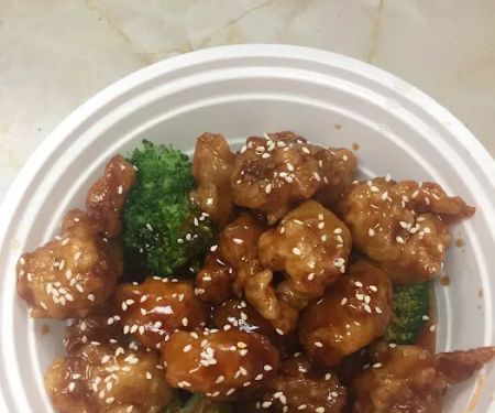 Lee's Chinese Kitchen