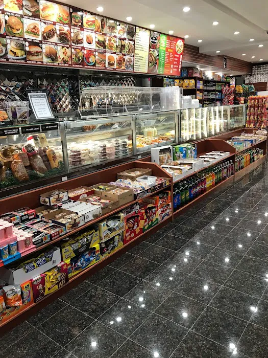 Sally's Gourmet Deli Picture 8