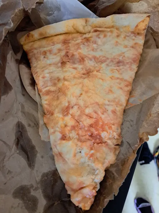 Luigi's Pizza & Pasta Picture 6