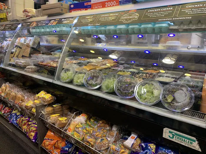 Guidy Deli Picture 4