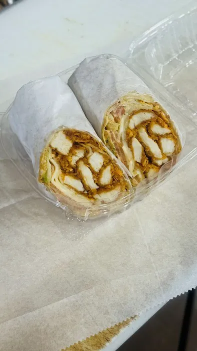 Dolphin's Gourmet Deli Picture 6