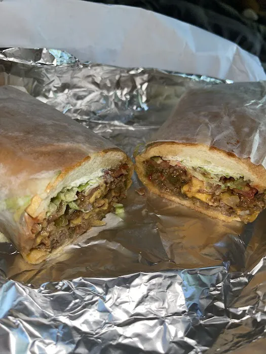 Dolphin's Gourmet Deli Picture 4