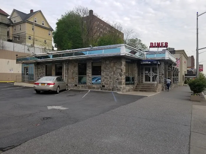 Broadway Diner Picture 10