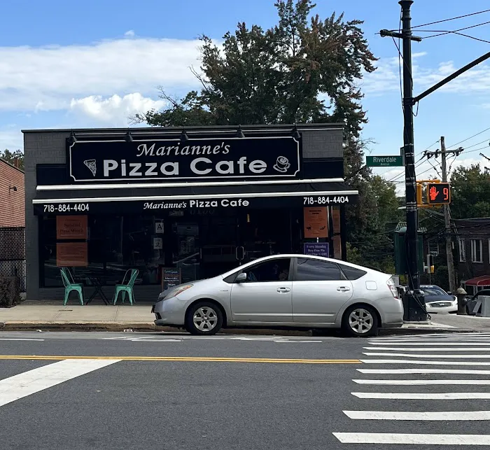 Marianne's Pizza Cafe Picture 9