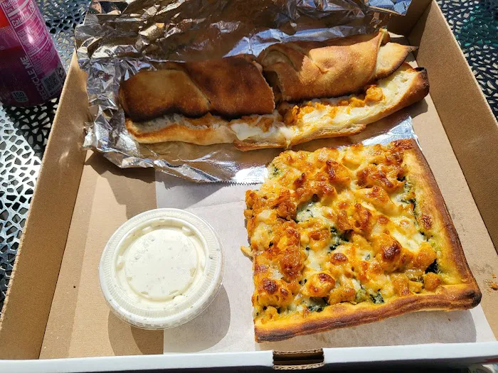 Marianne's Pizza Cafe Picture 6