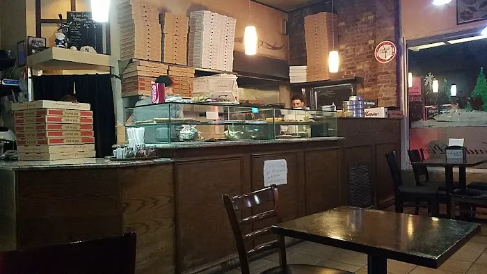Nona's Pizza Picture 9