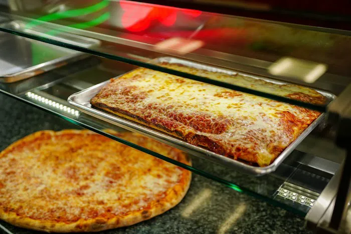 Silvio's Italian Restaurant & Pizzeria Picture 2
