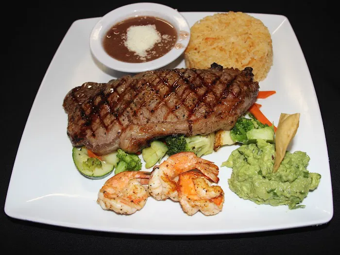 Margarita's Restaurant & Lounge Picture 4