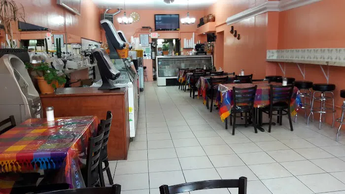 Paleteria y Jugos Pueblo Picture 3