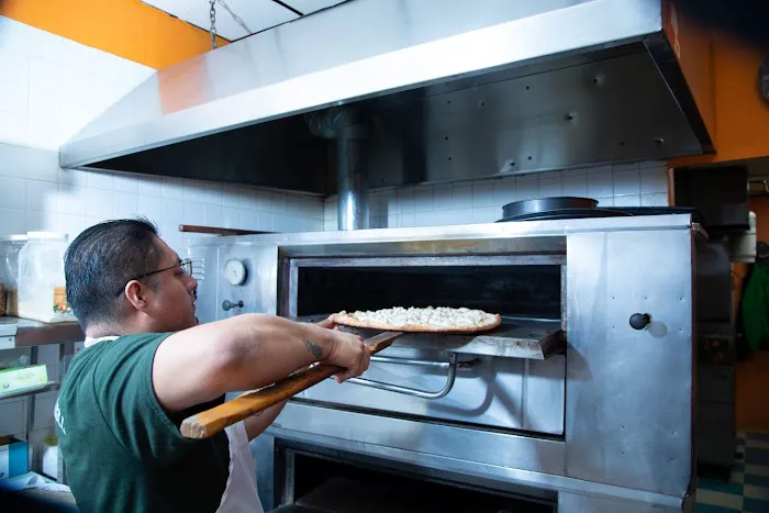 La Guadalupana Pizzeria Picture 6