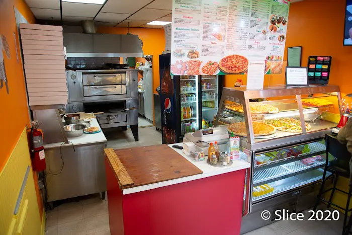 La Guadalupana Pizzeria Picture 3