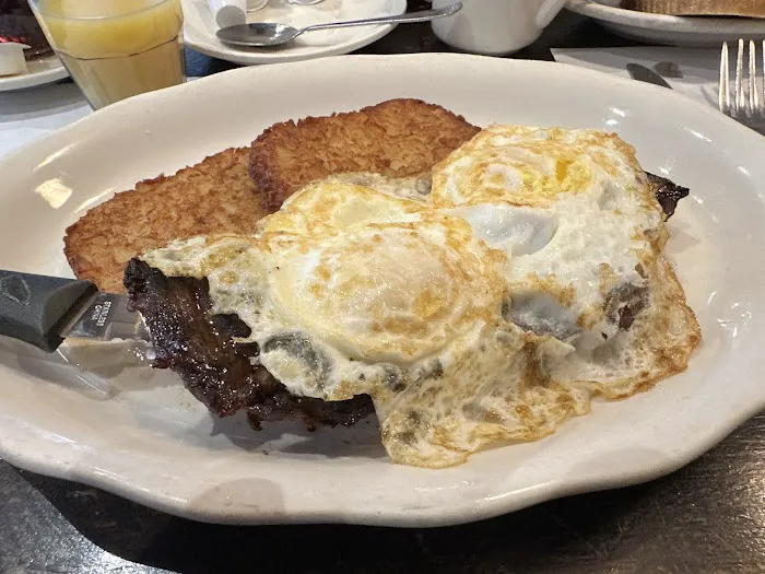 Sky View Diner Picture 9