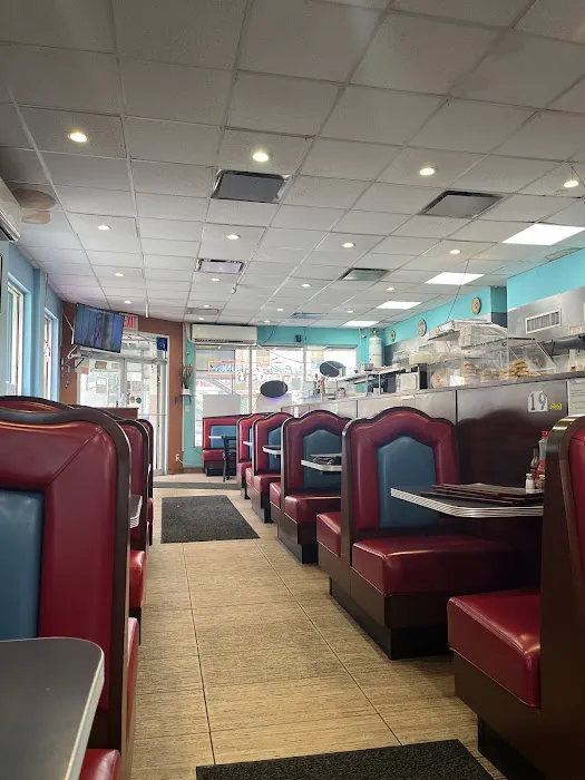 George's Diner Picture 5