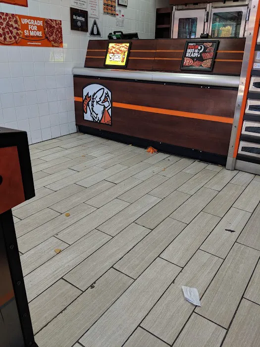 Little Caesars Pizza Picture 8