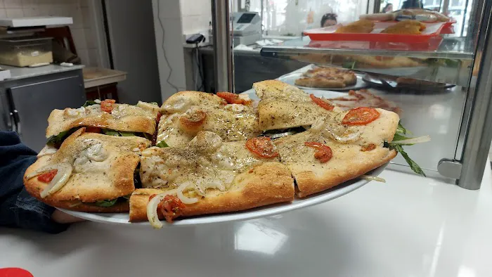 Benvenuti Pizza Picture 8