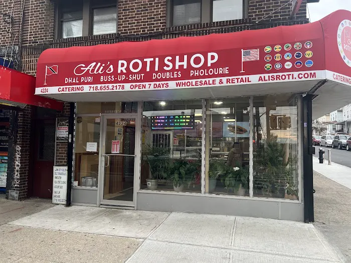 Ali's Roti Shop Picture 10