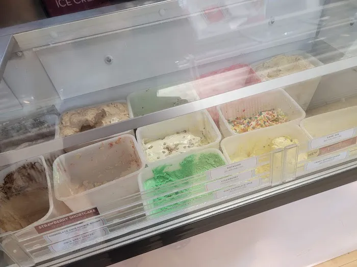 Carvel Picture 2