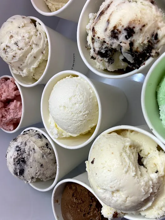 4th Ave ice cream Picture 6