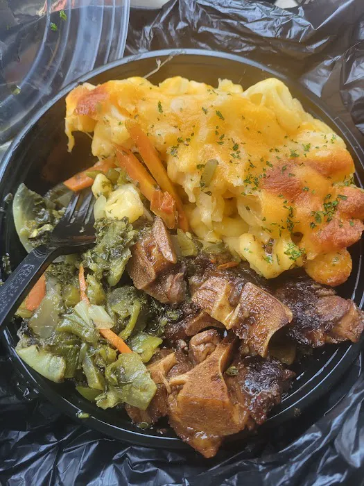 ISLAND HUT CARIBBEAN TASTE & LOUNGE Picture 1