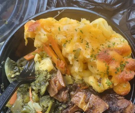 ISLAND HUT CARIBBEAN TASTE & LOUNGE