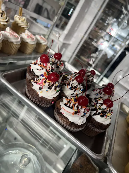 Cupcake Cutie Boutique Picture 7