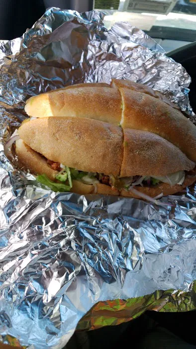 Julia's Deli Picture 3
