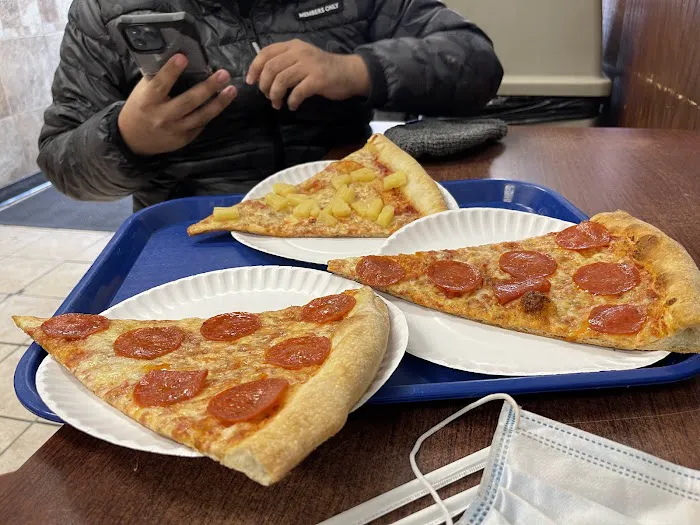 Alfredo's Pizza Picture 8