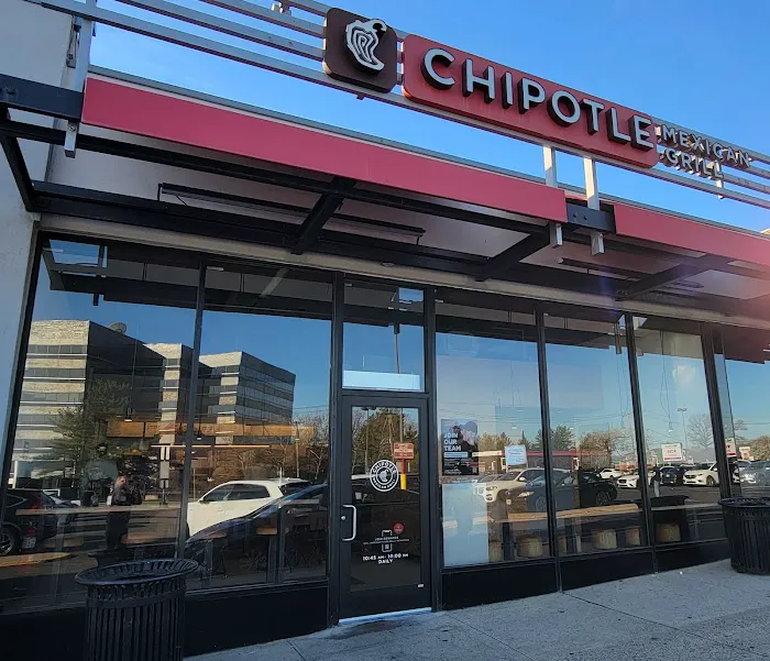 Chipotle Mexican Grill Picture 5
