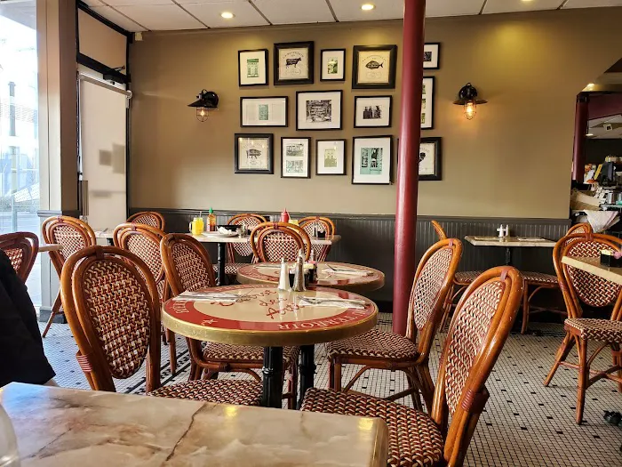 Eggty 8 Cafe Picture 3