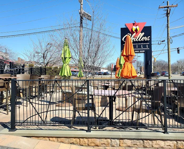 Chillers Grill Picture 8