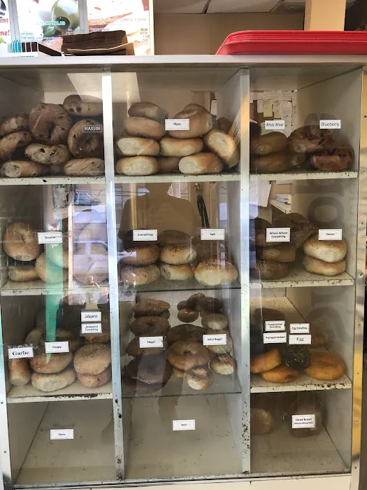 Lemoine Hot Bagels & Deli Picture 4