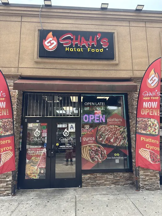 Shah’s Halal Food Westchester Square Picture 5