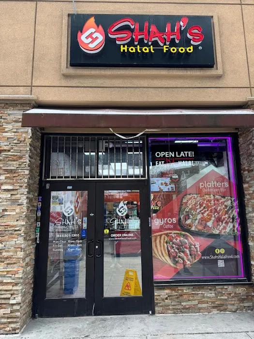 Shah’s Halal Food Westchester Square Picture 6
