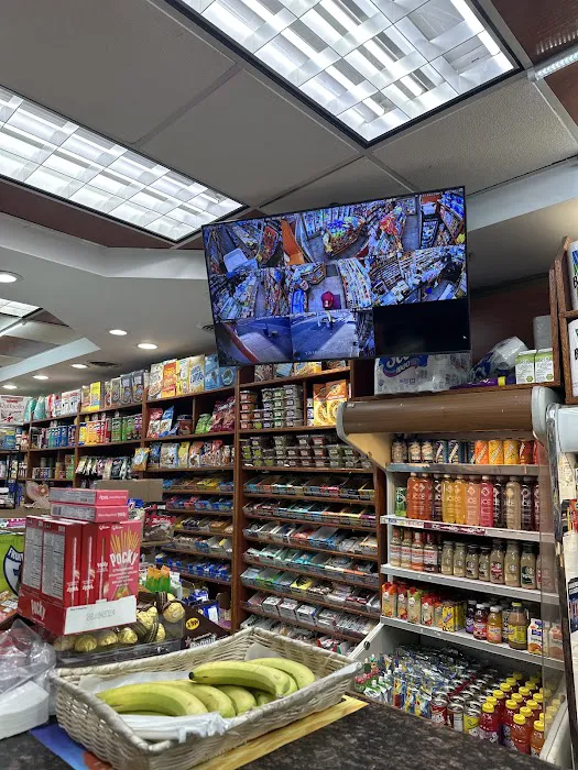 A&Y Deli Picture 3
